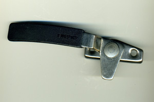 ビル用辷り出し窓ハンドル　A8KH57L　(L)　シルバー(SVV860LS01)