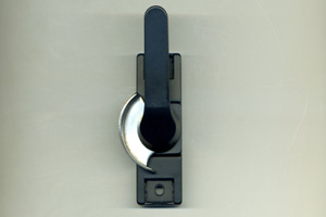 ビル用クレセント (ダブルロック)　非防火仕様　FNS-70　ハンドル:60mm　CB3430ZL　ブラック