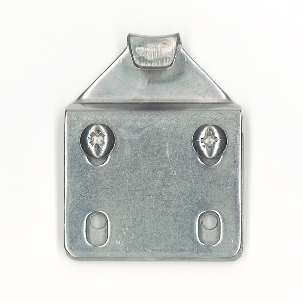 ビル用クレセント受け　　シルバー　CLU65　(SVQ242S01)　ビスピッチ:25mm